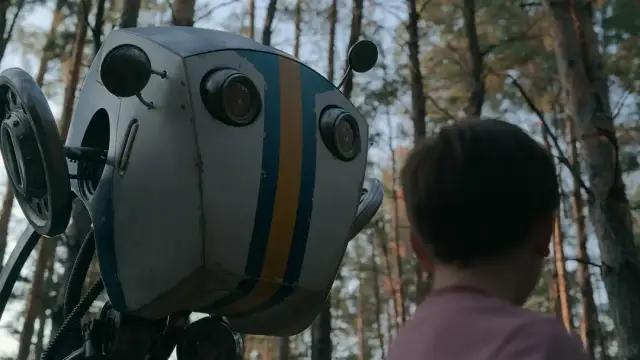 独眼船上的天线宝宝，探索童趣与科幻的奇妙融合