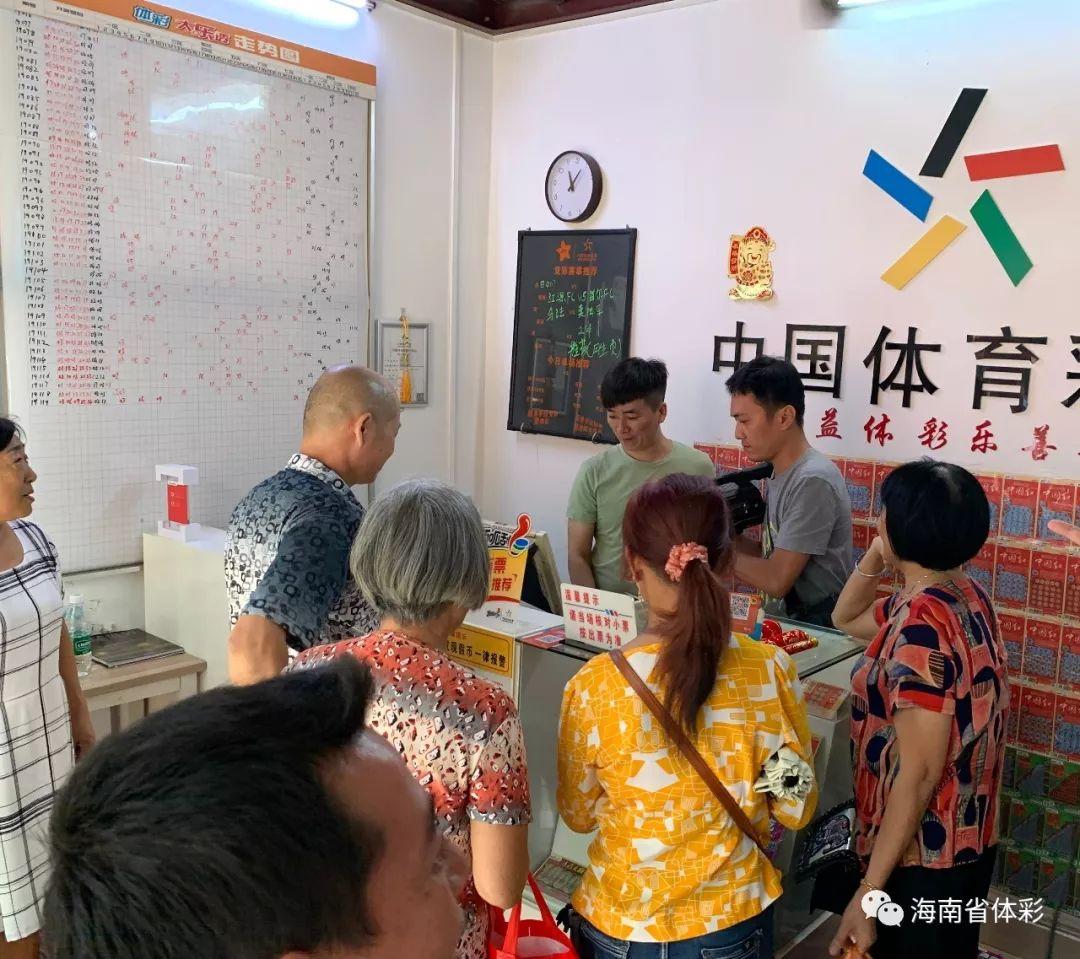 警惕网络陷阱，彩虹多彩票app的下载与安装风险