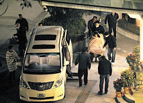 探索二三四香港，全年免费资料查看的便捷与价值