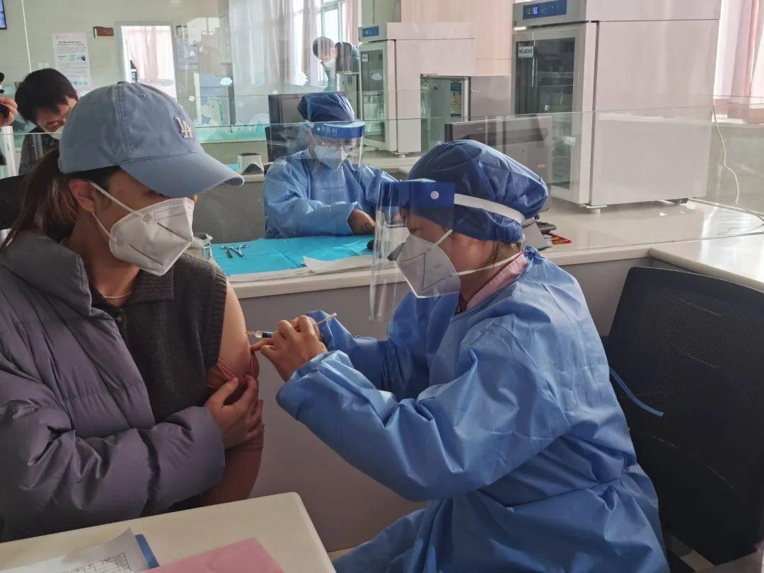 丽珠生物新冠疫苗，守护健康的科技盾牌