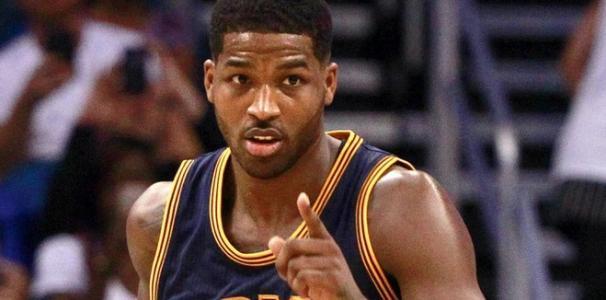 2022年NBA交易截止日最新动态汇总，风云再起，联盟格局重塑