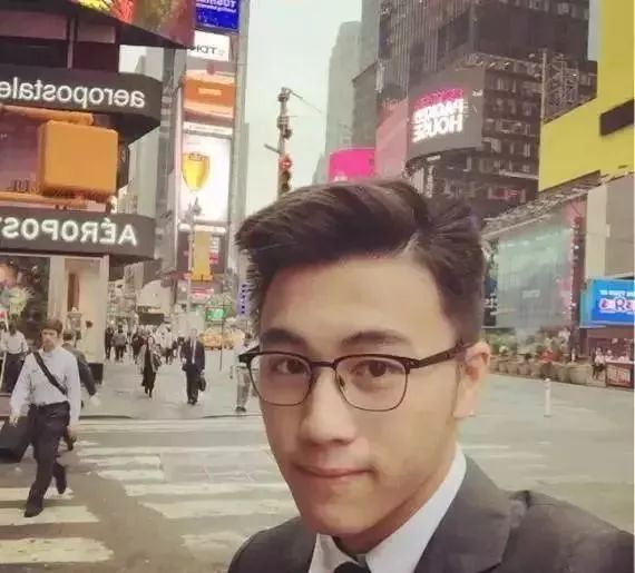 澳门六告彩最新动态，246期资料揭秘与今日直播盛况